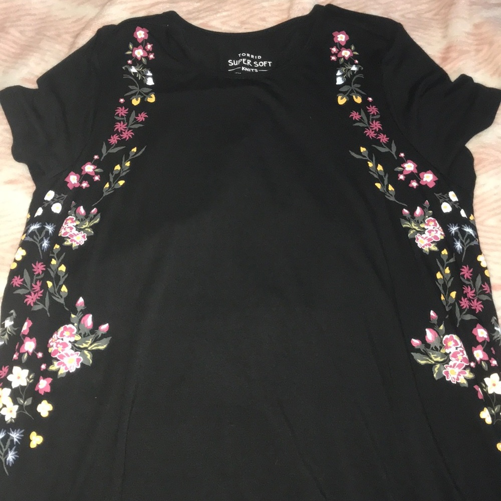 Torrid top! Only worn once!